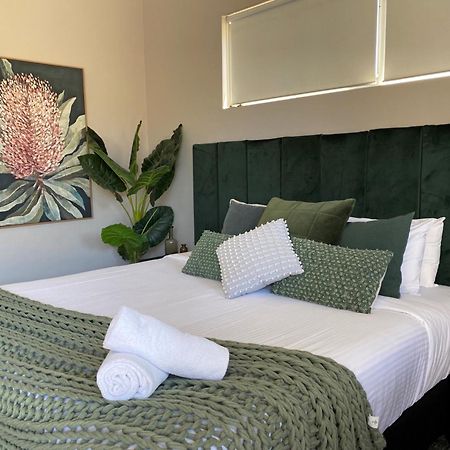 Fremantle Boutique Accommodation - Maand Up Esterno foto