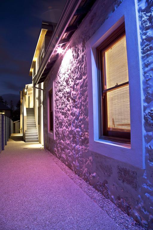 Fremantle Boutique Accommodation - Maand Up Esterno foto